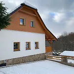 Dağ evi U Juzka Loučná nad Desnou